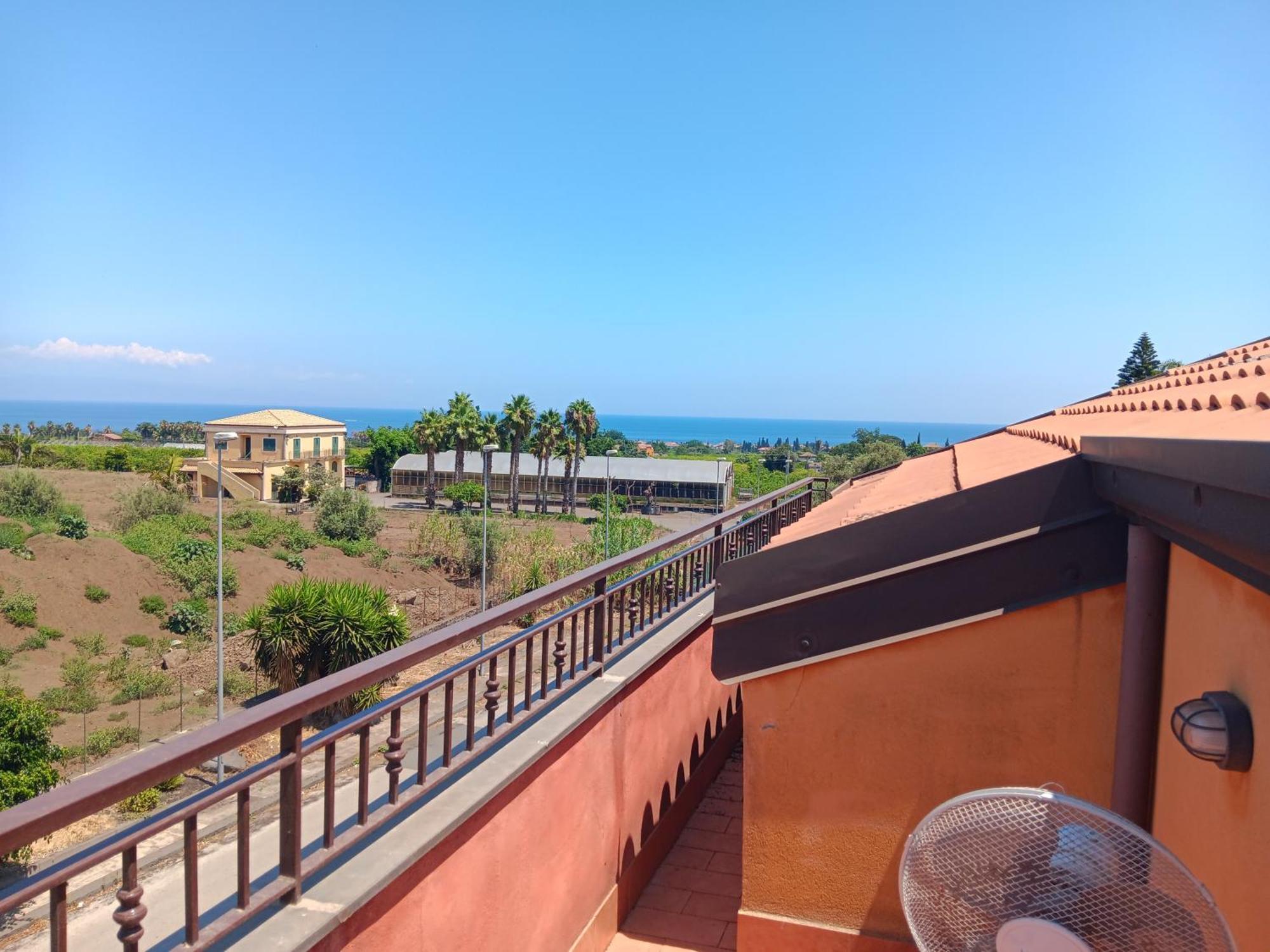 Da Valeria Apartment Torre Archirafi